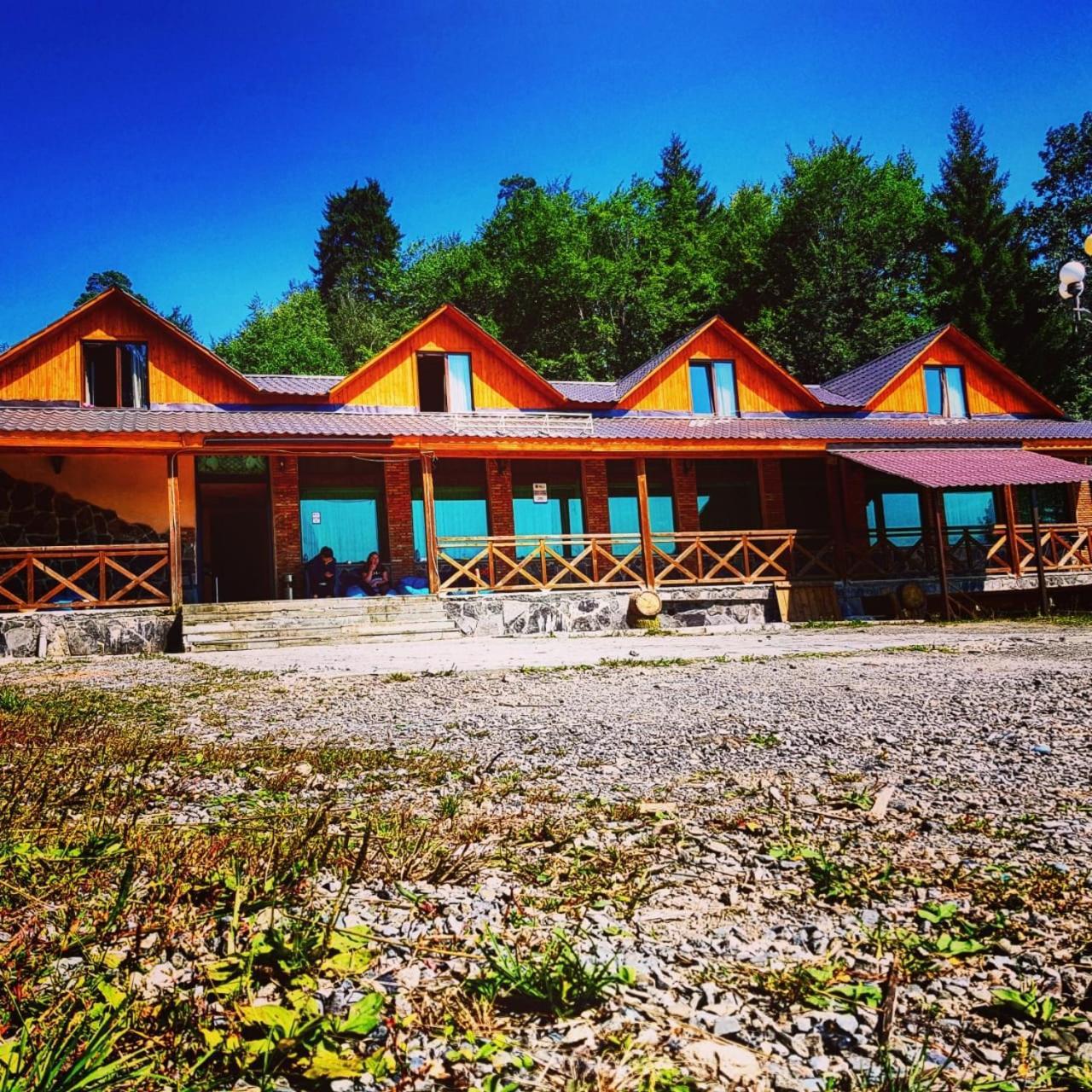Hotel Eco House In Бакуриани Экстерьер фото
