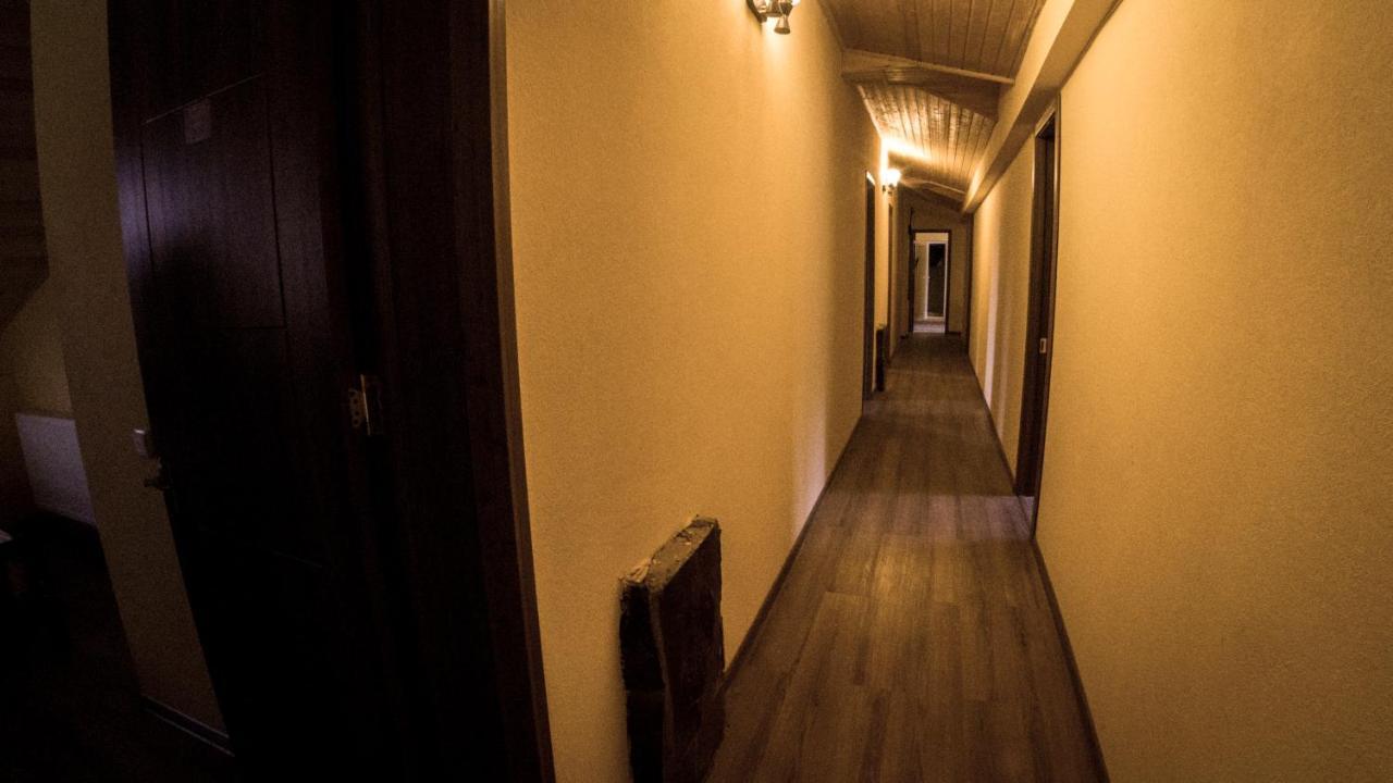 Hotel Eco House In Бакуриани Экстерьер фото