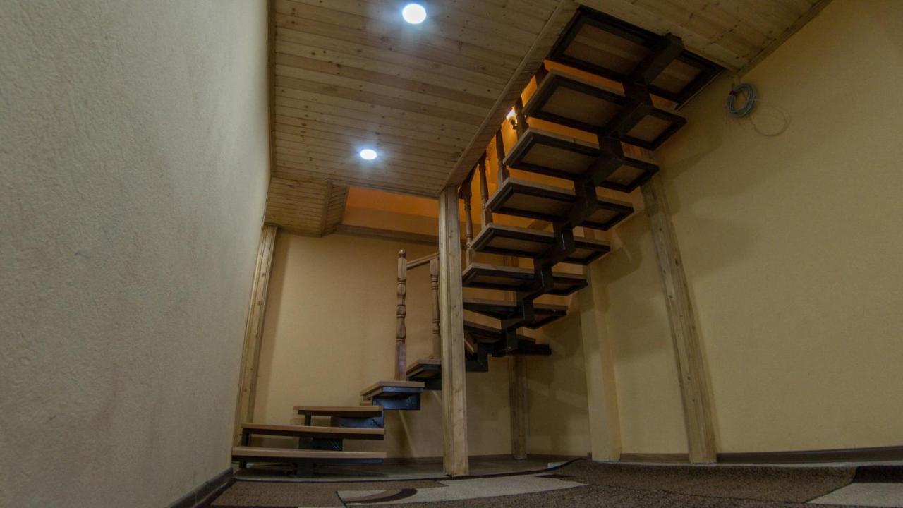 Hotel Eco House In Бакуриани Экстерьер фото